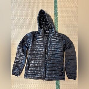patagonia ultra light down hooded jacket
